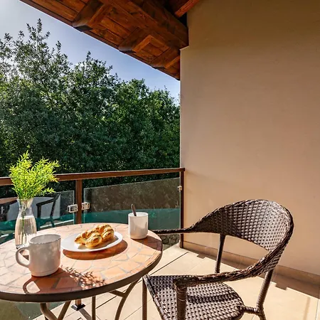 4 Terraza - Antilles Sin Jardin Llanes